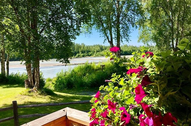 Susitna River Lodge