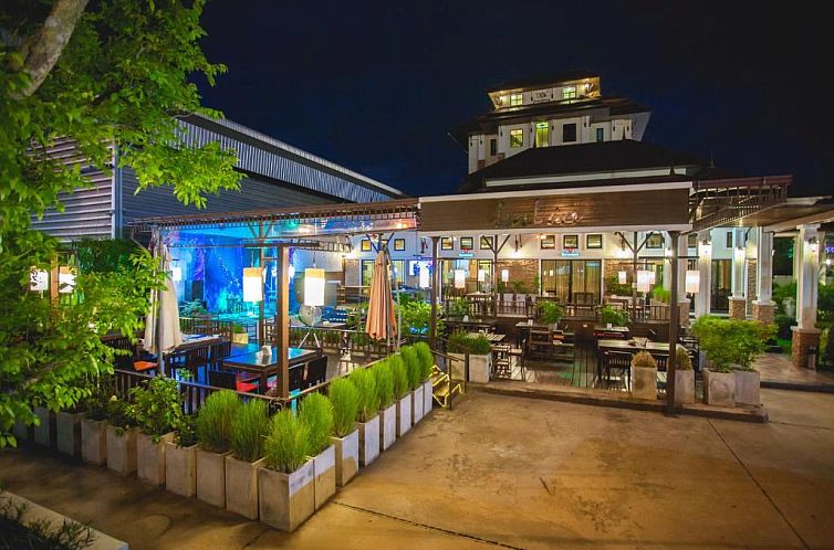 Royal Nakhara Hotel and Convention Centre