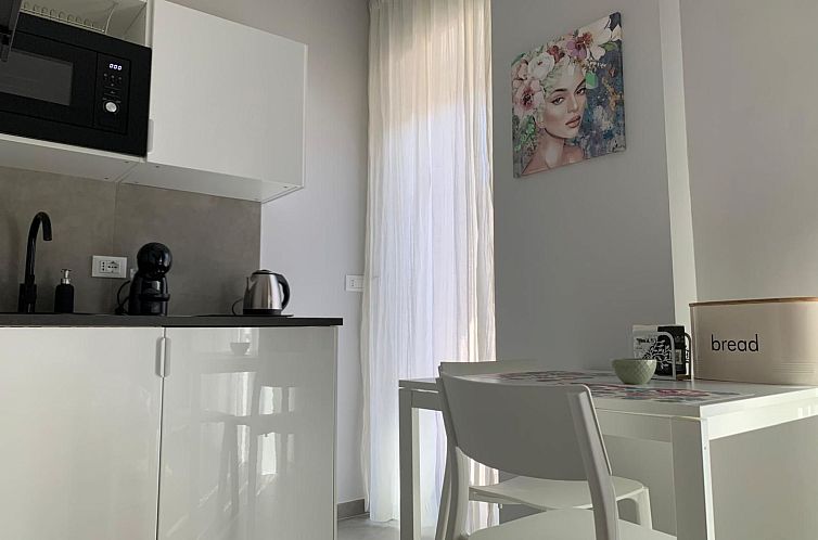 Guest house 08329202 - Apartment Abruzzo / Molise - Appartement Casa Armonia Sulmona centro Studios mit Balkon