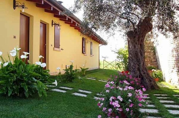 Appartement in Notaresco mit Grill und Garten