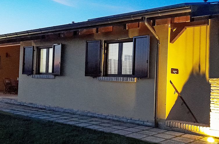Appartement in Notaresco mit Grill und Garten