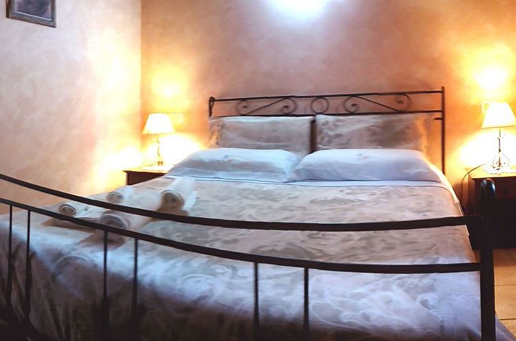 Appartement in Notaresco mit Grill und Garten
