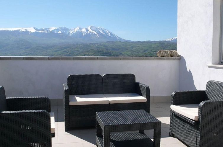 Unterkunft 08353101 - Ferienhaus Abruzzen / Molise - Vakantiehuis 'Elvira Basilico' mit Terrasse