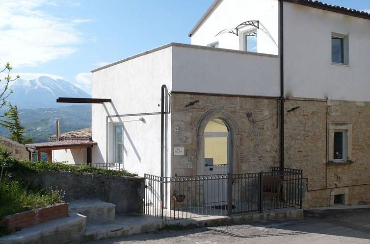 Vakantiehuis 'Elvira Basilico' mit Terrasse