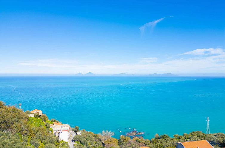 Vrijstaande woning in Capo D'orlando