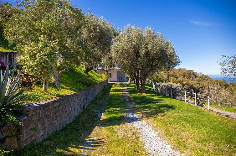 Vrijstaande woning in Capo D'orlando