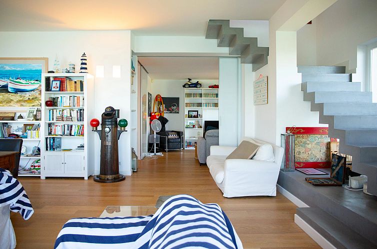 Vrijstaande woning in Capo D'orlando