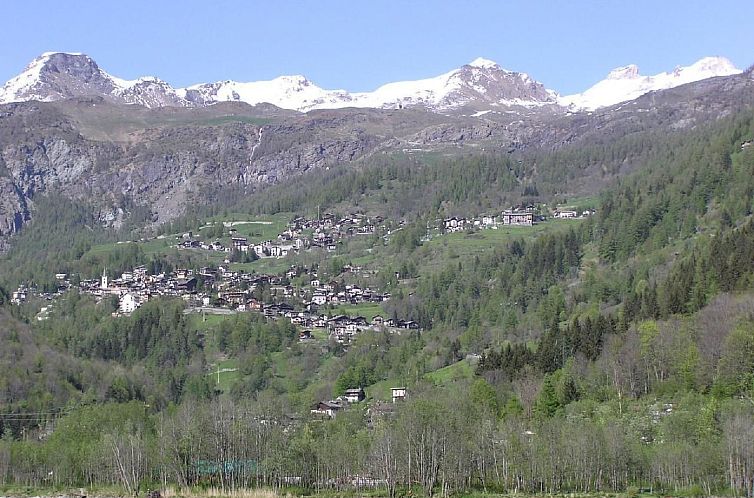 Appartement 'Lo Chalet' der Balkon über dem Matterhorntal