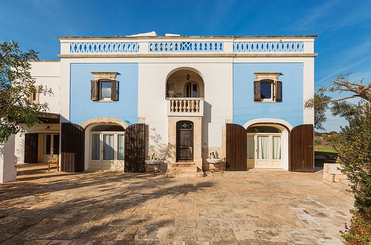 Vakantiehuis Antike Villa mit privatem Pool, Spa und türkis