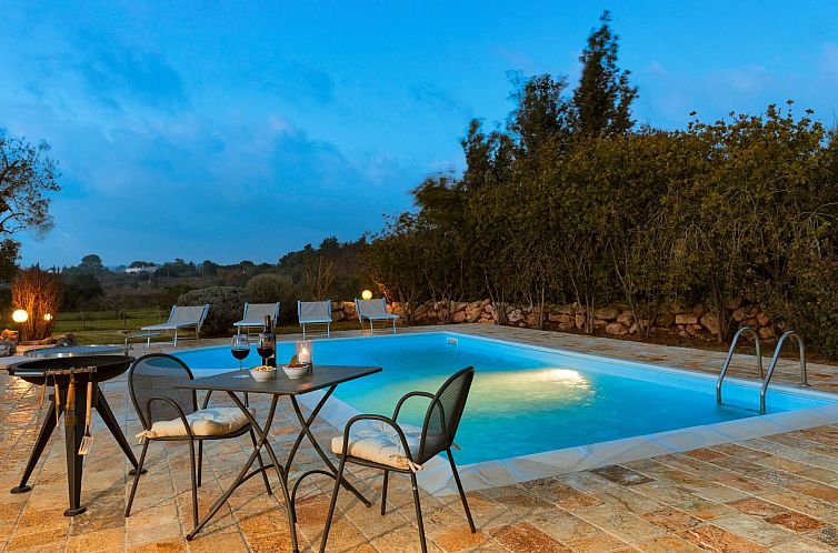 Vakantiehuis Antike Villa mit privatem Pool, Spa und türkis