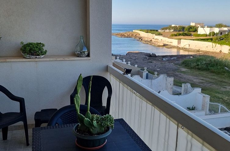 Guest house 0850566 - Apartment Apulia / Puglia - Appartement Wohnung Cala Pescatori ein paar Schritte vom Mee