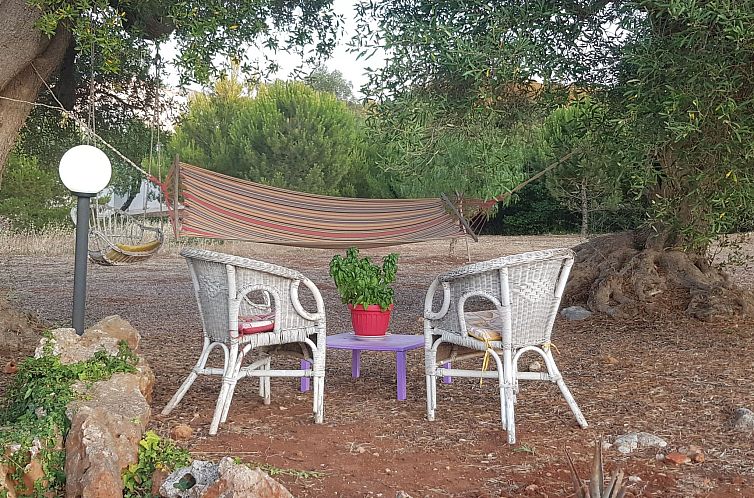 Appartement Trullo 'Vallegna' mit privatem Garten und Grill