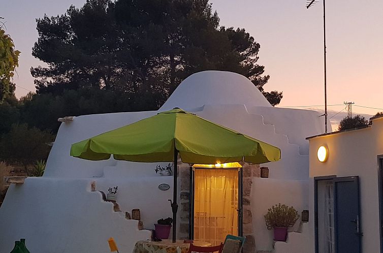 Appartement Trullo 'Vallegna' mit privatem Garten und Grill