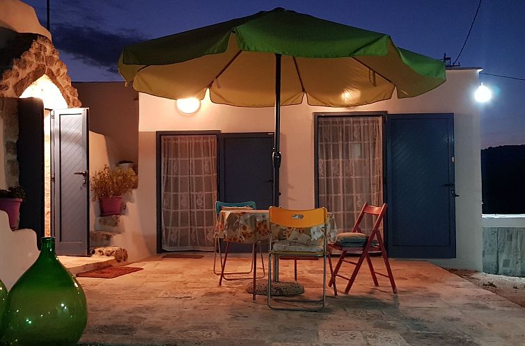 Appartement Trullo 'Vallegna' mit privatem Garten und Grill