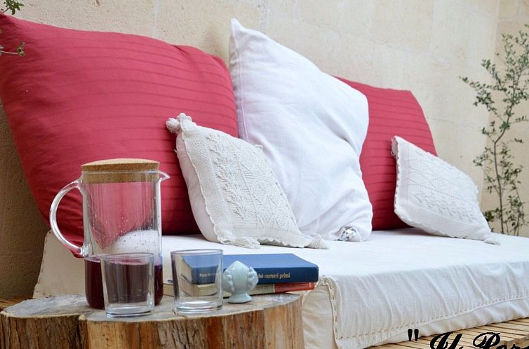 Guest house 08512008 - Apartment Apulia / Puglia - Appartement Il Pero - Ferienhaus Portacrànni