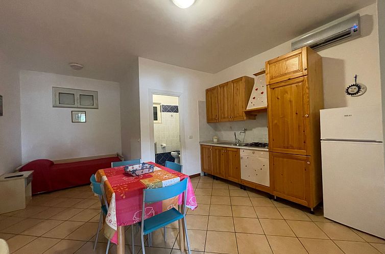 Guest house 0852228 - Apartment Apulia / Puglia - Appartement Gemütliche Wohnung in Vieste mit Grill