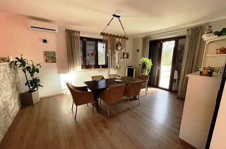 Vrijstaande woning in Santa Maria al Bagno