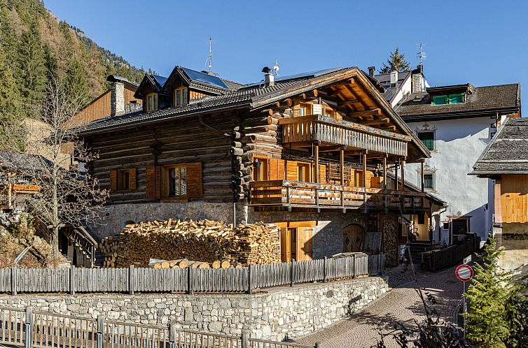 Guest house 08710114 - Apartment Dolomites - Appartement Casa Costazzer A