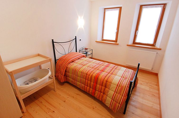 Vakantiehuis Albergo Diffuso - Cjasa Marisa