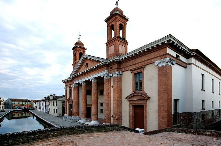 Vakantiehuis Haus in Lido Di Volano mit Terrasse, Garten und