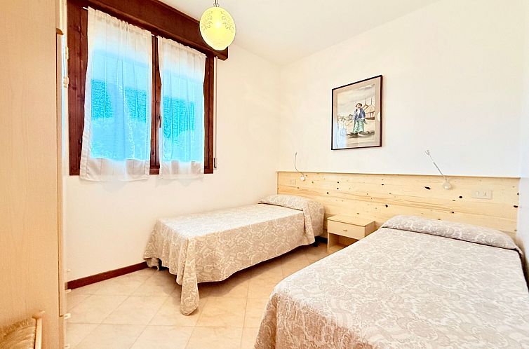 Vakantiehuis Chalet, Terrasse mit Kamin, privater Garten