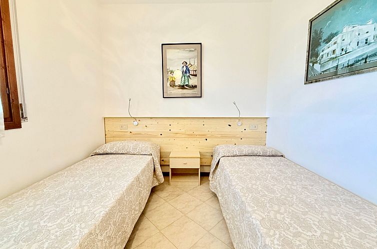 Vakantiehuis Chalet, Terrasse mit Kamin, privater Garten