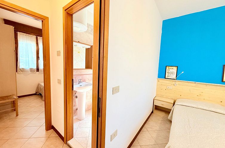 Vakantiehuis Chalet, Terrasse mit Kamin, privater Garten