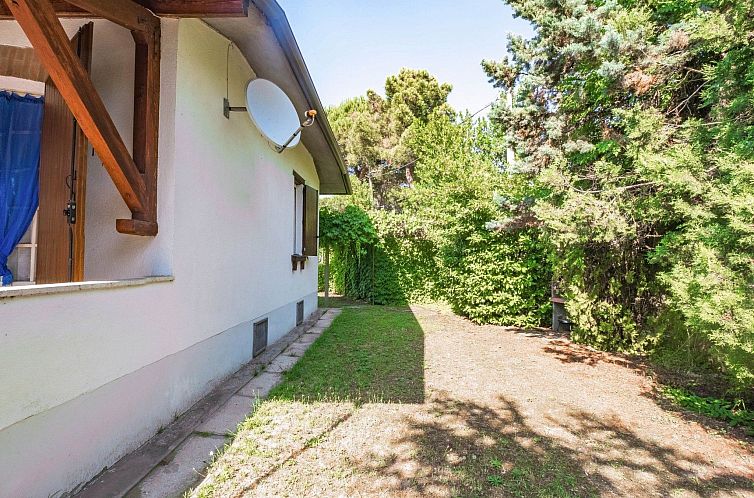 Vakantiehuis 3-Schlafzimmer-Villa mit großem Garten