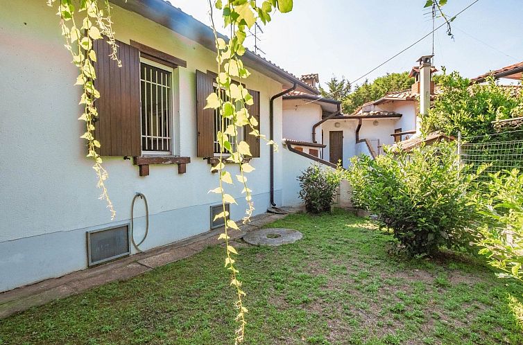 Vakantiehuis 3-Schlafzimmer-Villa mit großem Garten