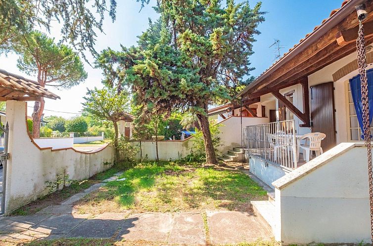 Vakantiehuis 3-Schlafzimmer-Villa mit großem Garten