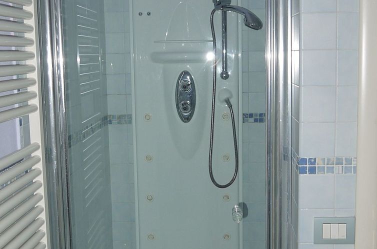 Appartement Wohnung mit Privatparkplatz