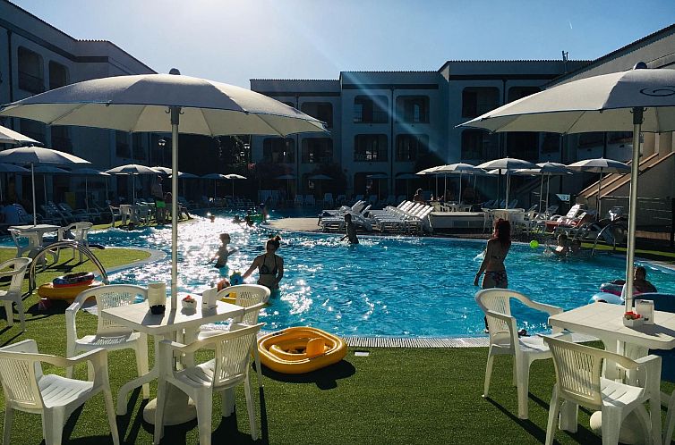 Appartement in Lido Di Spina mit Möbliertem Balkon