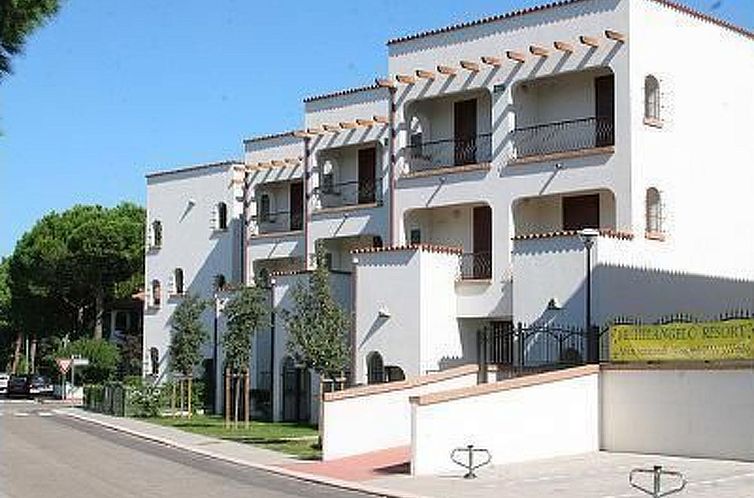 Appartement in Lido Di Spina mit Möbliertem Balkon