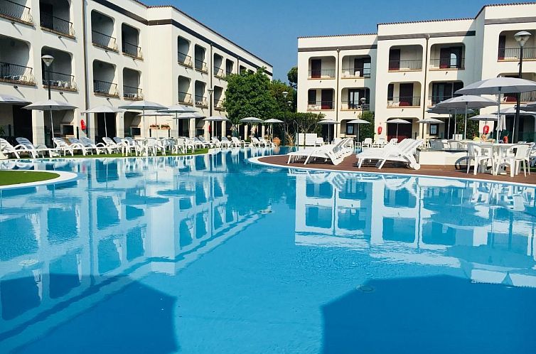 Guest house 0882119 - Apartment Emilia Romagna - Appartement Michelangelo Suite Resort Dorado