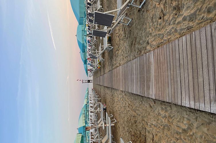 Appartement Flacher Strand und Zentrum, Privatparkplatz