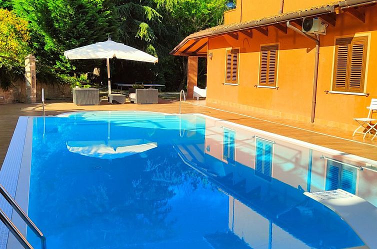 Vakantiehuis Landgut "TenutaQuarantaOlivi