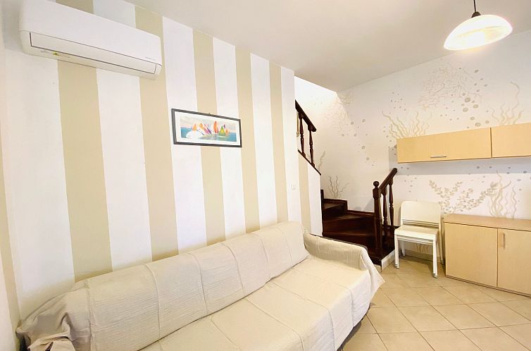 Vakantiehuis Vier-Zimmer-Villa, 2 Bäder, 2 Gärten, 2 Klima