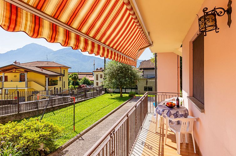 Guest house 08910415 - Apartment Italian Lakes - Appartement La Casa di Bianca