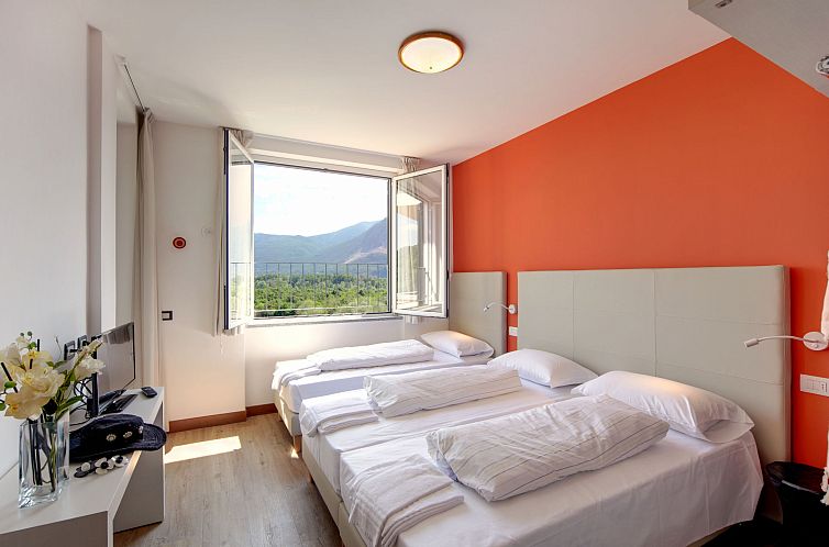 Appartement Isolino (FON104)