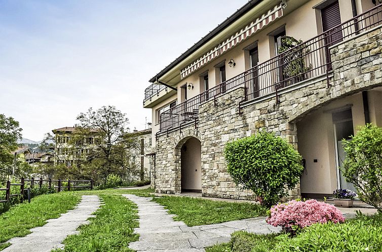 Guest house 08920816 - Holiday property Italian Lakes - Vakantiehuis Achillea