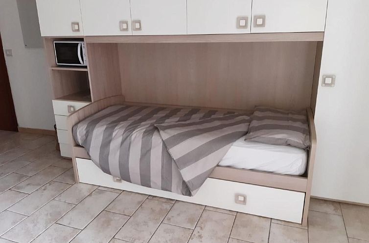 Appartement Wohnung in Euroville mit gemeinschaftlichem Pool