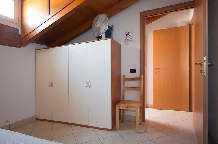 Appartement Zwei-Zimmer-Wohnung mit Parkplatz in der Nähe d