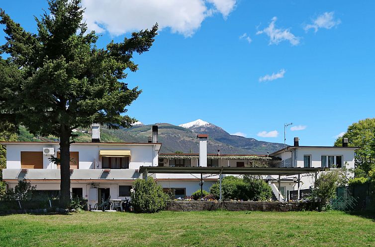 Guest house 08922036 - Apartment Italian Lakes - Appartement La Madonnina