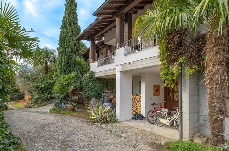 Vrijstaande woning in Domaso