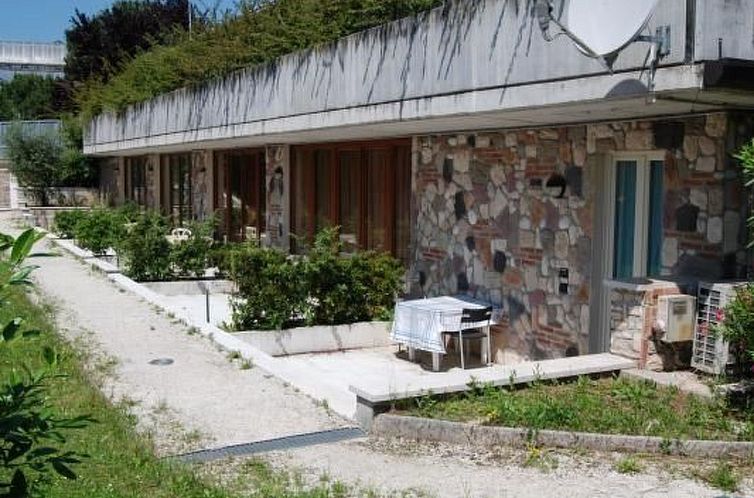 Appartement Wohnung 'Garda' mit Terrasse