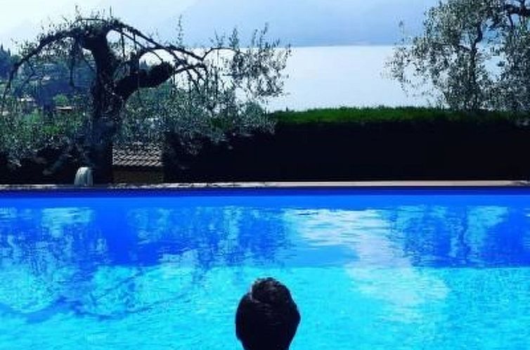 Appartement Zwei-Zimmer-Wohnung mit herrlicher Terrasse mit 