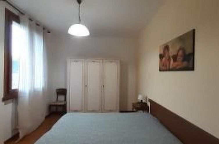 Appartement Balkon mit Seeblick, WiFi,, Nähe zum Zentrum