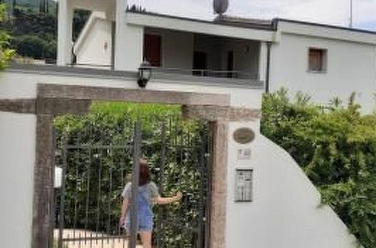 Appartement Balkon mit Seeblick, WiFi,, Nähe zum Zentrum