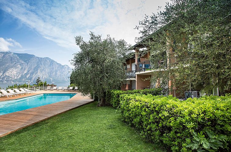 Appartement Studio mit Seeblick, BBQ und Gemeinschaftspool