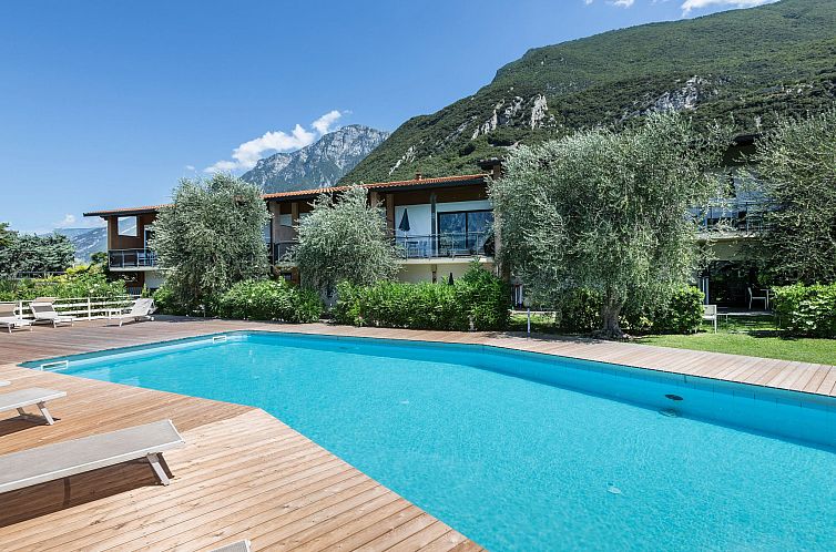 Appartement Studio mit Seeblick, BBQ und Gemeinschaftspool